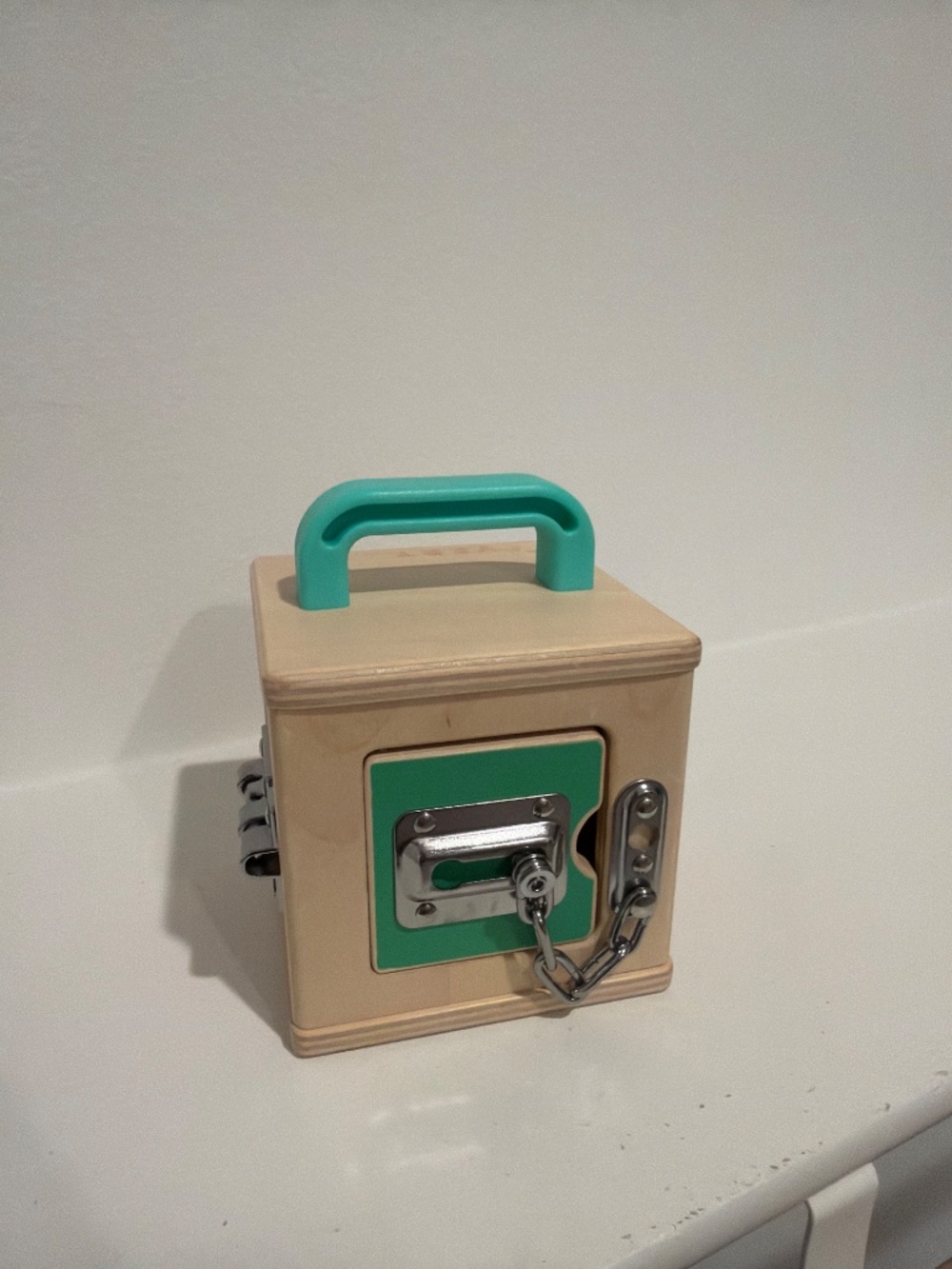 Lovevery The Lockbox - Picture 5 of 6